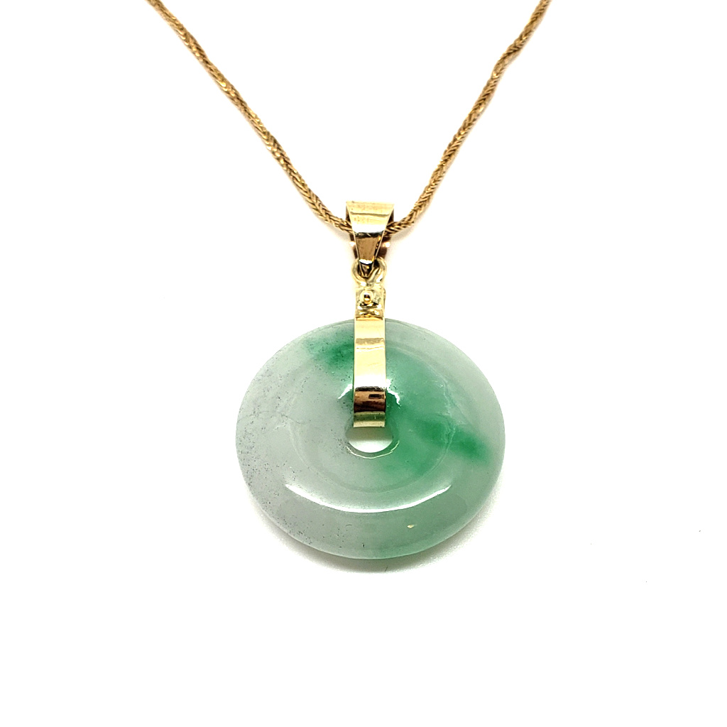 Green Jade Circle Pendant | Ryu's Jewelry